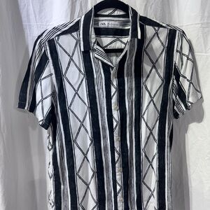 Zara Men's Black and White Striped Shirt